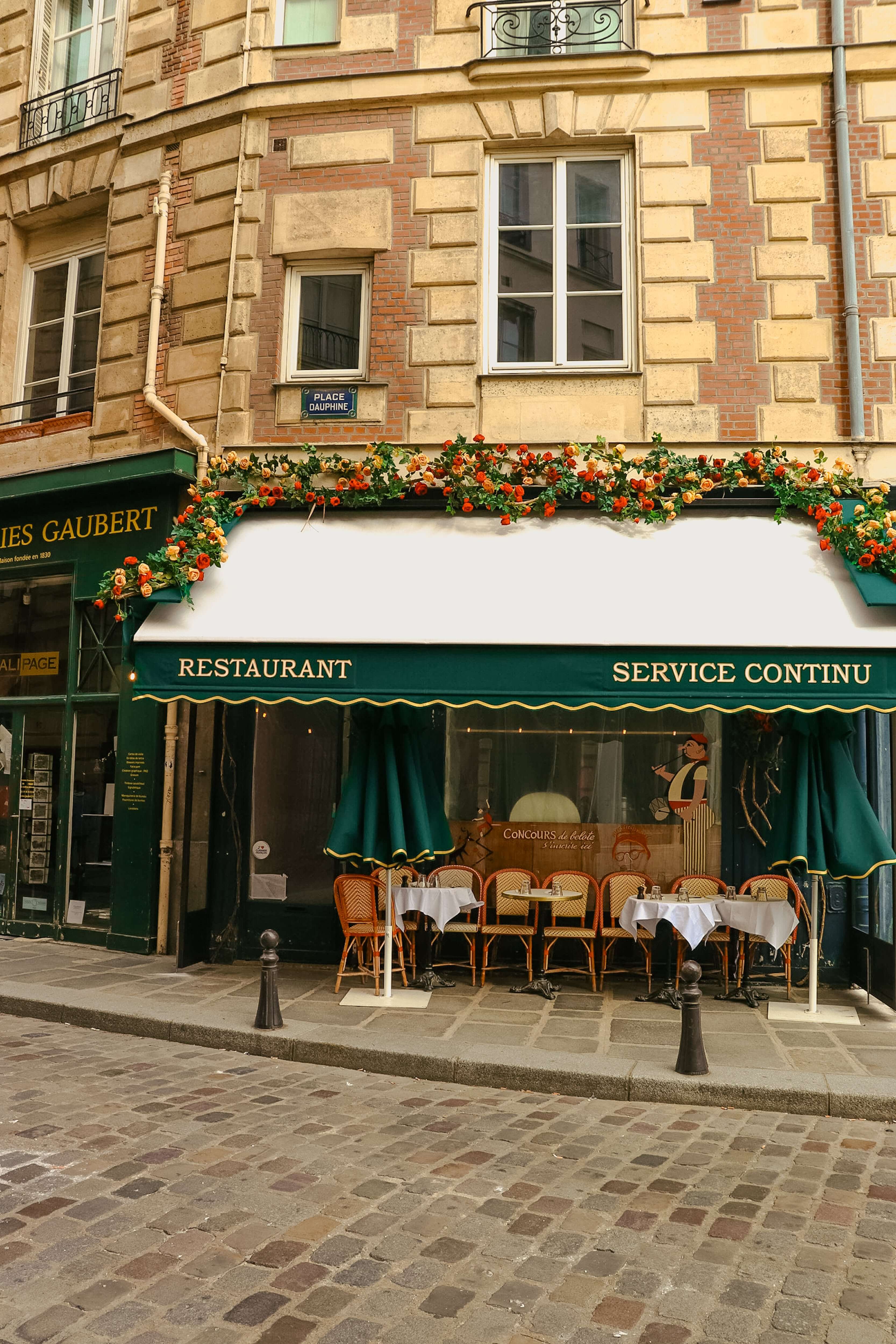 restaurant